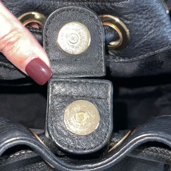 Michael Kors Womens Leather Ring Handle Hobo Handbag Black - Picture 6 of 11